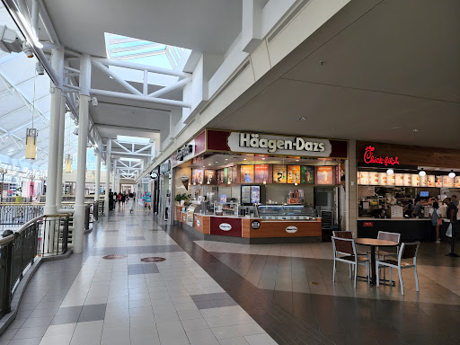 Shopping Mall «North Point Mall», reviews and photos, 1000 North Point Cir, Alpharetta, GA 30022, USA