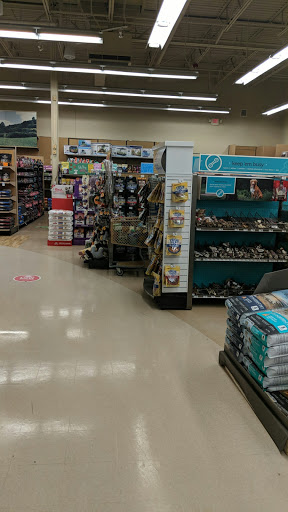 Pet Supply Store «Petco Animal Supplies», reviews and photos, 10315 E Shelby Dr, Collierville, TN 38017, USA