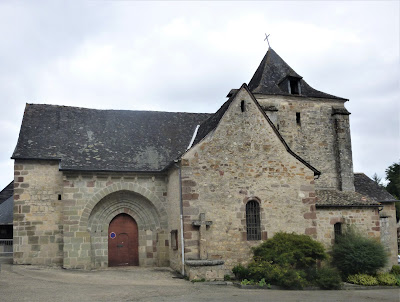Eglise Saint Saturnin à Saint-Cernin-de-Larche