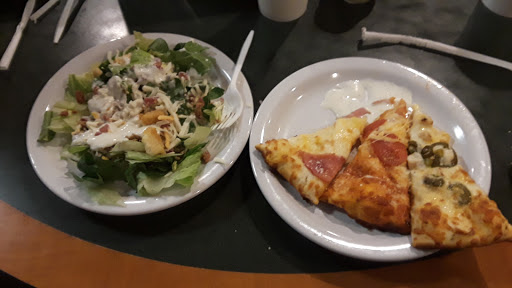 Pizza Restaurant «Round Table Pizza», reviews and photos, 10375 Folsom Blvd, Rancho Cordova, CA 95670, USA