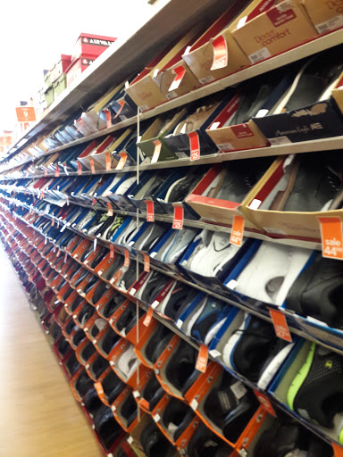 Shoe Store «Payless ShoeSource», reviews and photos, 1730 SW Wanamaker Rd, Topeka, KS 66604, USA