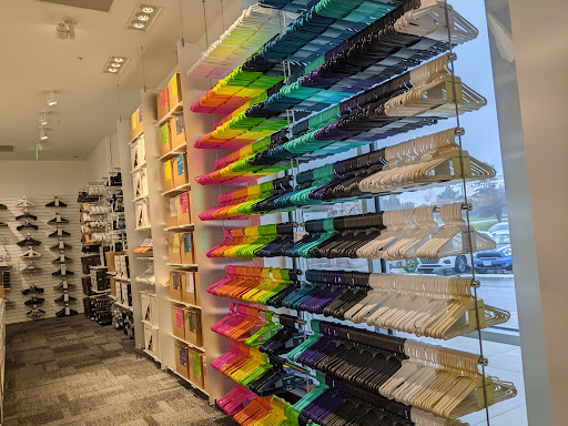 Shopping Mall «Beachwood Place», reviews and photos, 26300 Cedar Rd, Beachwood, OH 44122, USA