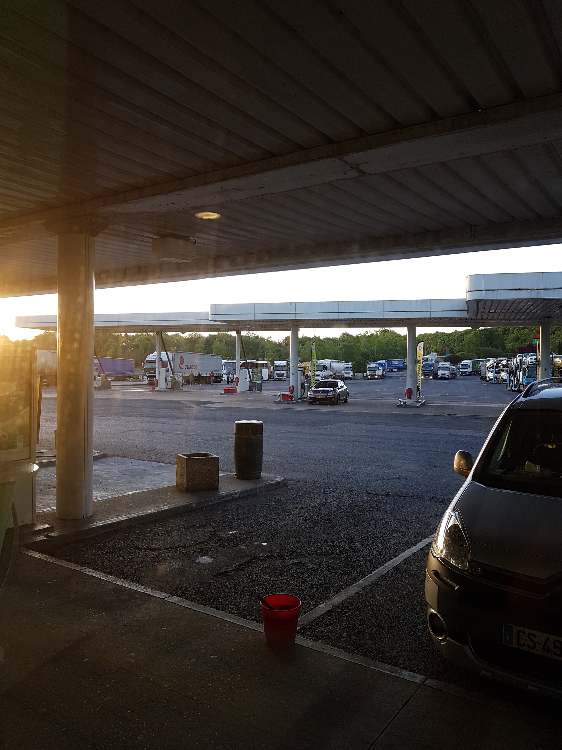 Photo n° 1 de l'avis de samir.e fait le 16/05/2017 à 04:10