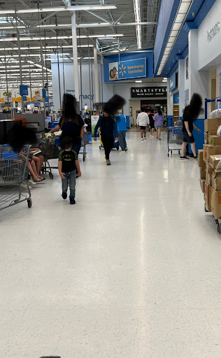 Department Store «Walmart Supercenter», reviews and photos, 731 E Rochambeau Dr, Williamsburg, VA 23188, USA