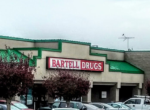 Drug Store «Bartell Drugs Gig Harbor», reviews and photos, 5500 Olympic Dr NW, Gig Harbor, WA 98335, USA