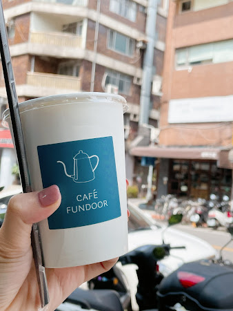 咖啡方桌Café Fundoor