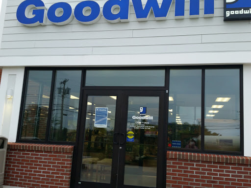 Thrift Store «Westbrook Goodwill Store», reviews and photos, 200 Larrabee Rd, Westbrook, ME 04092, USA