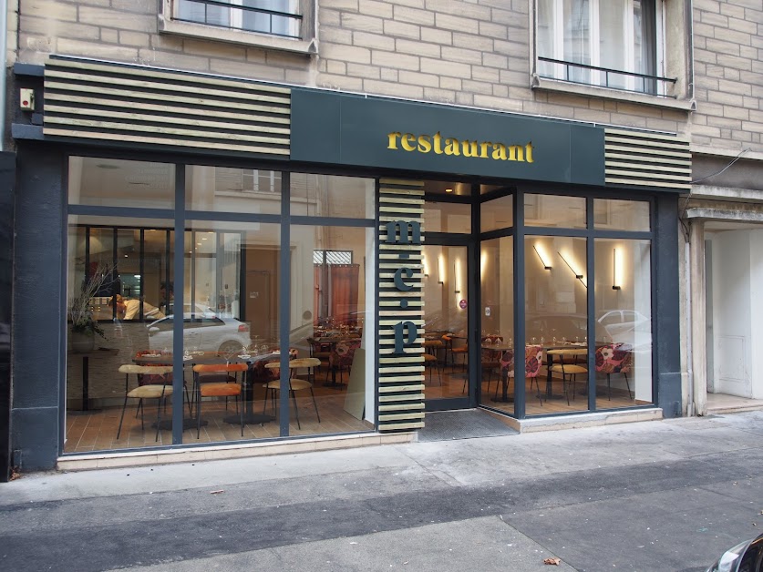 Séquence Restaurant à Caen