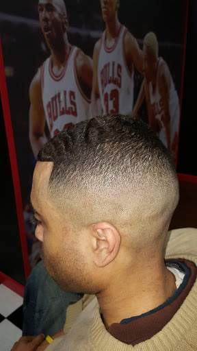 Barber Shop «U Next Barbershop», reviews and photos, 1107 Washington St, Waukegan, IL 60085, USA