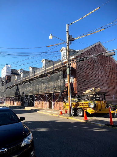 Roofing Contractor «Ferreira Company», reviews and photos, 1 Knotty Walk, Taunton, MA 02780, USA