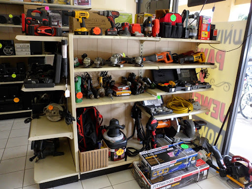 Pawn Shop «University Pawn & Jewelry», reviews and photos, 2770 N University Dr, Hollywood, FL 33024, USA