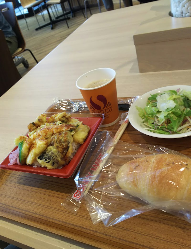 SUNNY'S Cafe サニーマート山手店