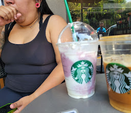 Starbucks photo