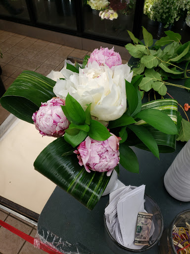 Florist «Metropolitan Plant & Flower», reviews and photos, 840 NJ-17, Paramus, NJ 07652, USA