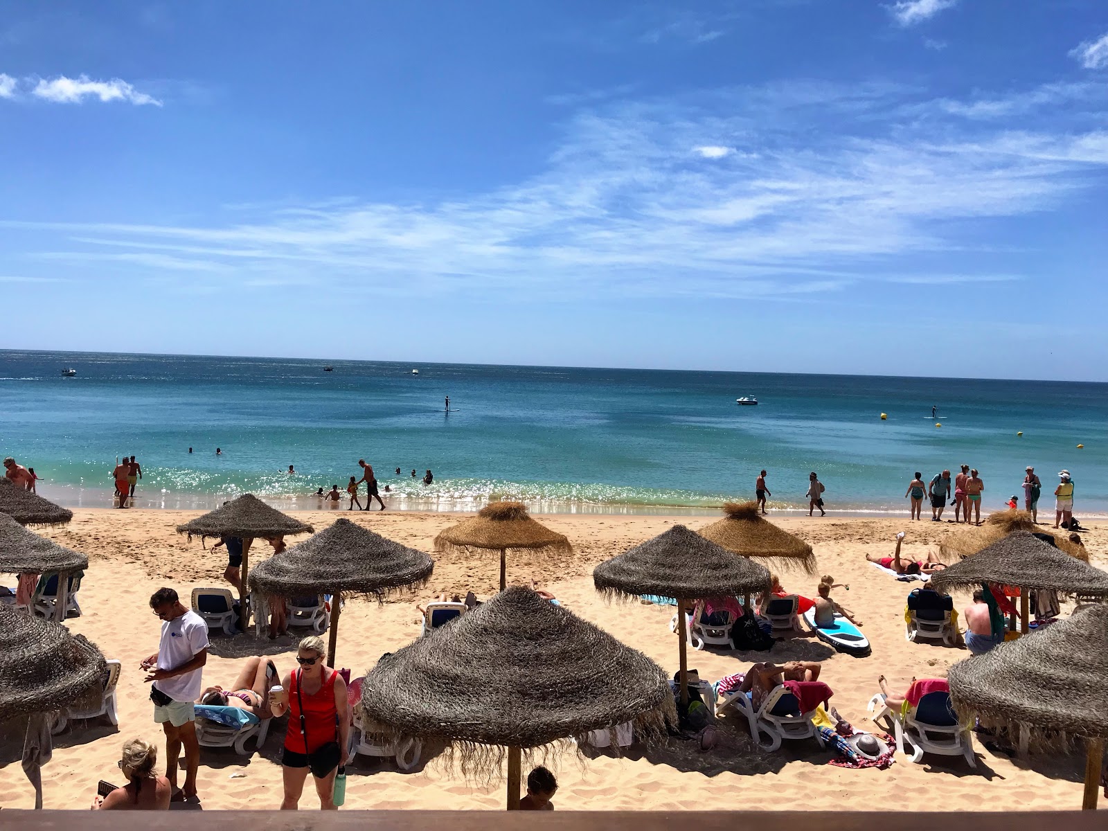 Fotografie cu Praia do Burgau zonele de facilități