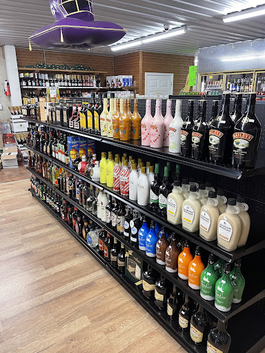 Liquor Store «Hillbilly Liquor & Wine», reviews and photos, 211 US-641, Camden, TN 38320, USA