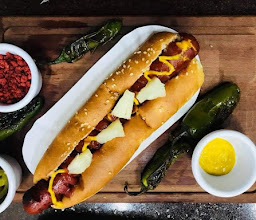 Master Dogo (Campus) photo