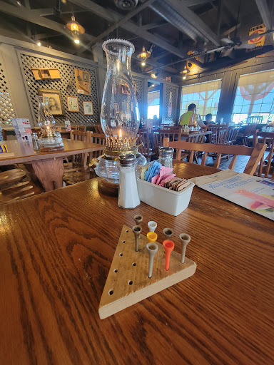 American Restaurant «Cracker Barrel Old Country Store», reviews and photos, 1511 Riverboat Center Dr, Joliet, IL 60431, USA