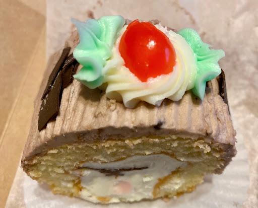 Bakery «Mozzicato DePasquale Bakery & Pastry Shop», reviews and photos, 329 Franklin Ave, Hartford, CT 06114, USA