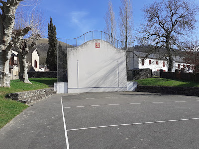 Fronton à Gotein à Gotein-Libarrenx