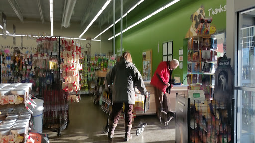 Pet Supply Store «Pet Supplies Plus», reviews and photos, 720 Hoosick Rd, Troy, NY 12180, USA