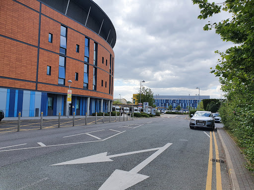 Public hospitals in Manchester