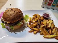 Plats et boissons du Restaurant de hamburgers BURGER HIT à Saint-Denis - n°8