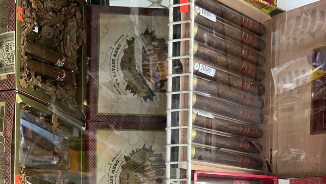 Tobacco Junction and Variety