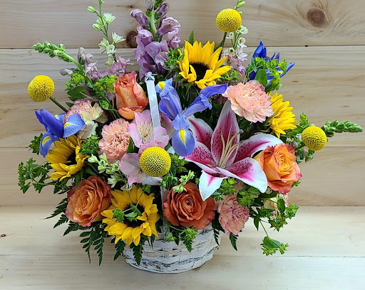 Florist «Kathy and Company Florist», reviews and photos, 221 Colchester Ave, Burlington, VT 05401, USA
