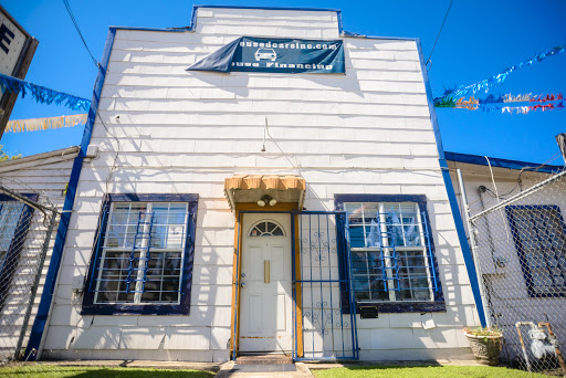 Used Car Dealer «West Side Used Cars Inc», reviews and photos, 725 N Zarzamora St, San Antonio, TX 78207, USA