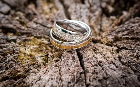 Rings of Love | Trouwringen Thuis image