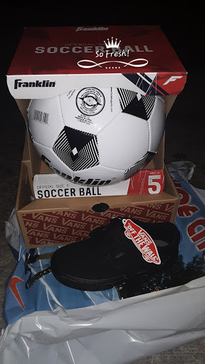 Shoe Store «Shoe City - Lawndale», reviews and photos, 16809 Hawthorne Blvd # 3706422, Lawndale, CA 90260, USA