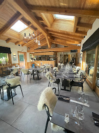Atmosphère du Restaurant La Crémerie Du Moulin Les Praz à Chamonix-Mont-Blanc - n°3