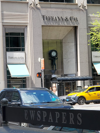 Jewelry Store «Tiffany & Co.», reviews and photos, 730 N Michigan Ave, Chicago, IL 60611, USA