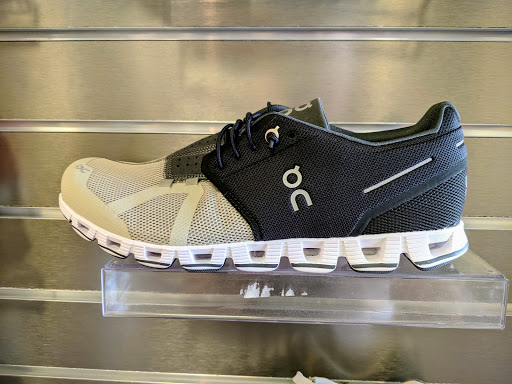 Running Store «Road Runner Sports», reviews and photos, 535 Lakeview Plaza Blvd, Worthington, OH 43085, USA