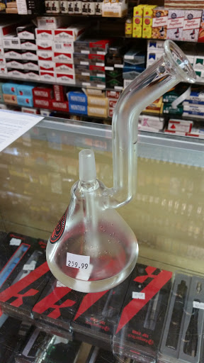 Tobacco Shop «Smoke Zone», reviews and photos, 2015 Garnet Ave #104, San Diego, CA 92109, USA