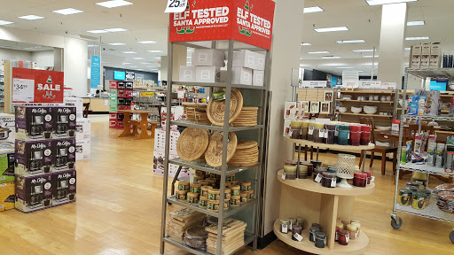 Shopping Mall «Southridge Mall», reviews and photos, 5300 S 76th St, Greendale, WI 53129, USA