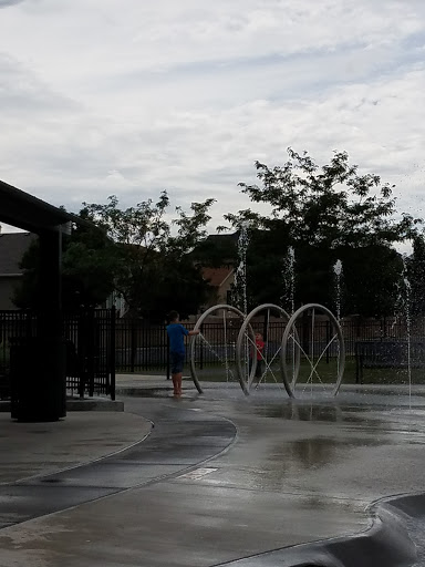 Water Park «Oquirrh Shadows Park Splash Pad», reviews and photos, 4000 W & South Jordan Parkway, South Jordan, UT 84095, USA