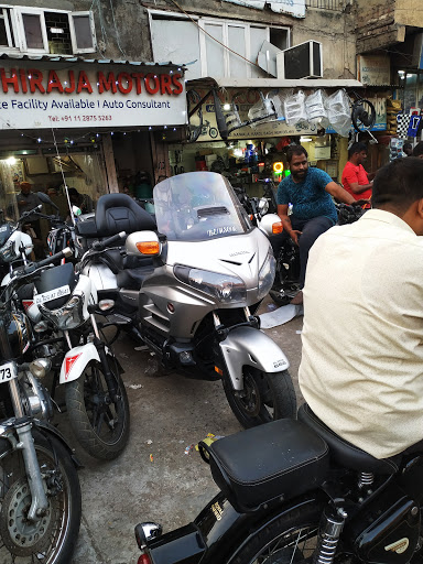 सेकेंड हैंड बाइक की दुकानें दिल्ली