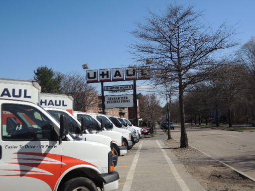Truck Rental Agency «U-Haul Moving & Storage of Hyde Park-Milton», reviews and photos, 150 Fairmount Ave, Hyde Park, MA 02136, USA