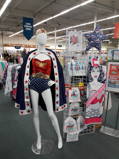 Fabric Store «Fabric Depot», reviews and photos, 700 SE 122nd Ave, Portland, OR 97233, USA