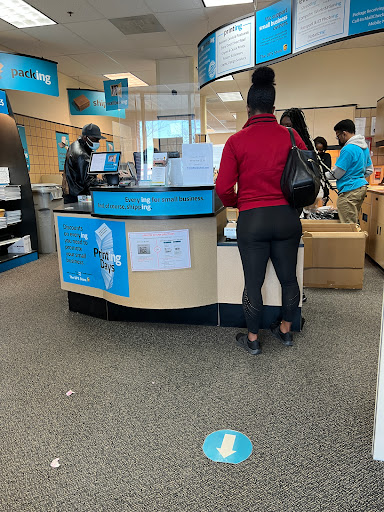 Shipping and Mailing Service «The UPS Store», reviews and photos, 10999 Red Run Blvd Ste 205, Owings Mills, MD 21117, USA