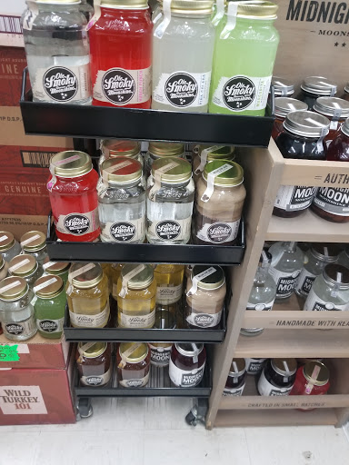 Liquor Store «Dover Liquor Warehouse», reviews and photos, 825 White Oak Rd, Dover, DE 19901, USA