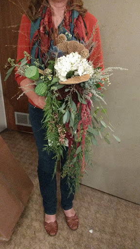 Florist «Fountain Of Flowers And Gifts», reviews and photos, 101 Devoe St, Lone Tree, IA 52755, USA