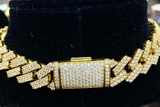 Jewelry Store «Koosh Jewelers», reviews and photos, 2790 Stirling Rd, Hollywood, FL 33020, USA