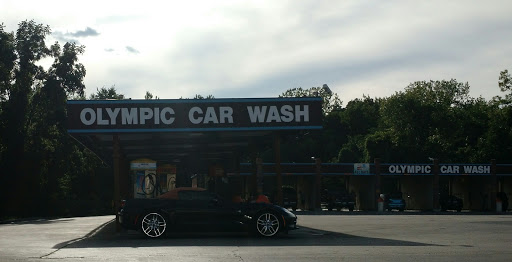 Car Wash «Olympic Carwash», reviews and photos, 6220 N Oak Trafficway, Kansas City, MO 64118, USA