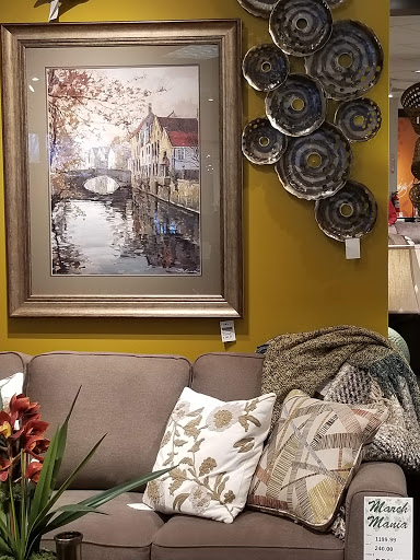 Furniture Store «La-Z-Boy Furniture Galleries», reviews and photos, 7070 SW Nyberg St, Tualatin, OR 97062, USA