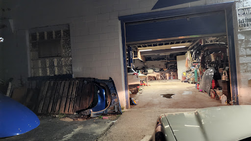 Auto Body Shop «Lento Auto Repair Inc», reviews and photos, 9301 Byron St, Schiller Park, IL 60176, USA