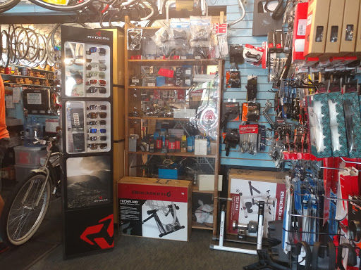 Bicycle Store «Ringling Bicycles», reviews and photos, 3606 Manatee Ave W, Bradenton, FL 34205, USA