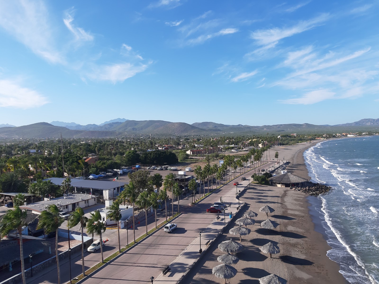 Foto av Playa La Negrita med rymlig strand
